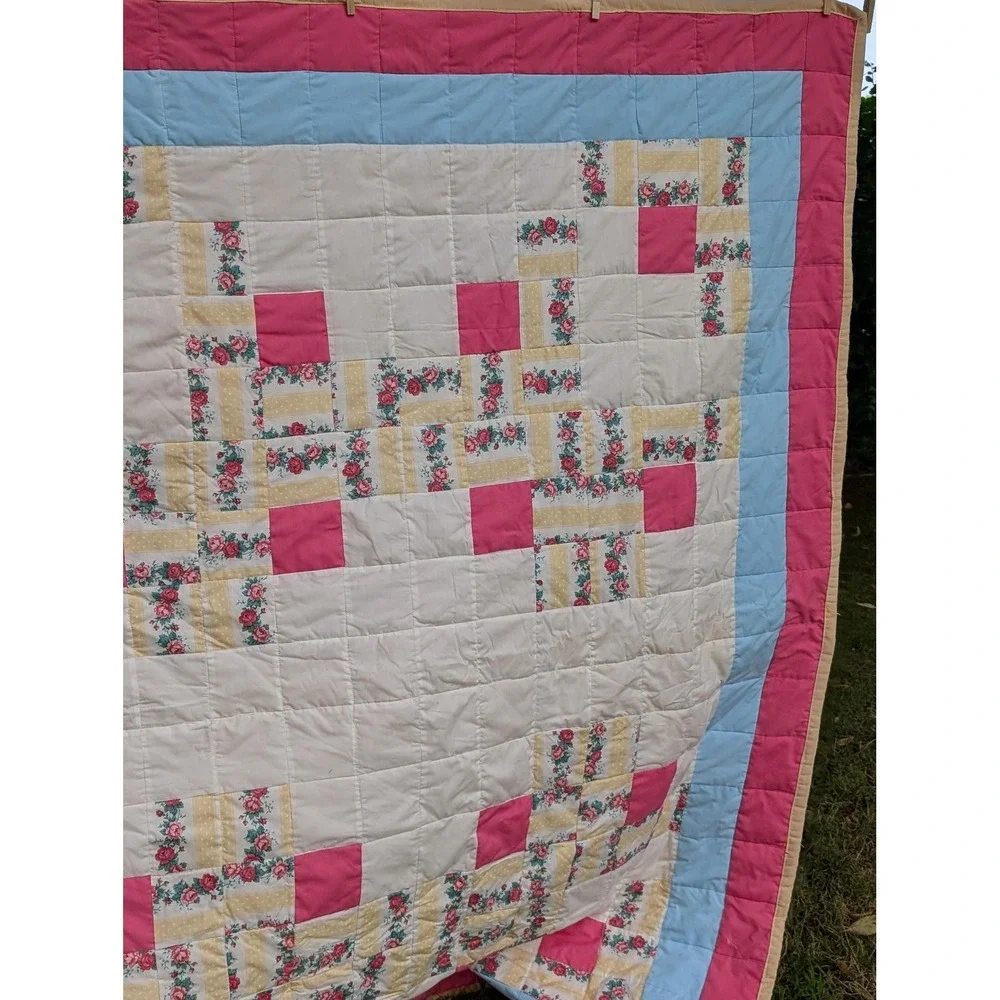Vintage Handmade Floral Patchwork Quilt Turning twenty pattern full